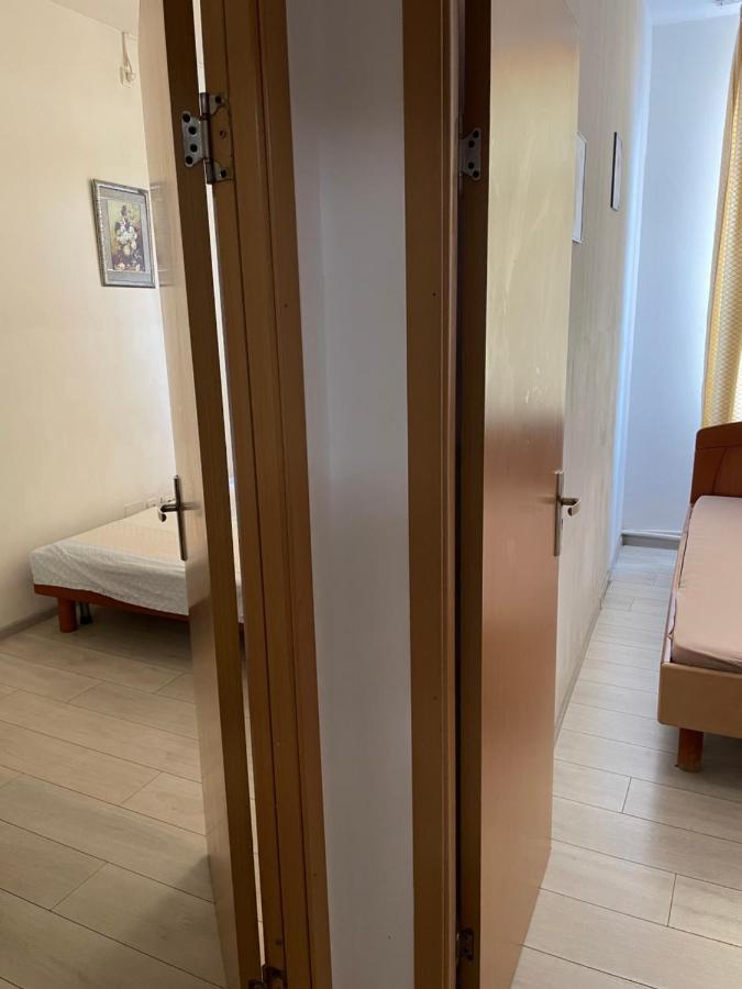 Apartament Piata Amzei 1 布加勒斯特 外观 照片